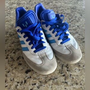 Adidas samba Messi indoor soccer shoes, mens 5.5 (women 6.5)